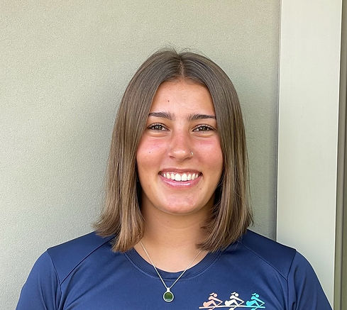 Nora's Headshot Class of 2025_edited_edited.jpg