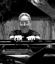 Derek Nakamoto Piano Headshot_edited.jpg