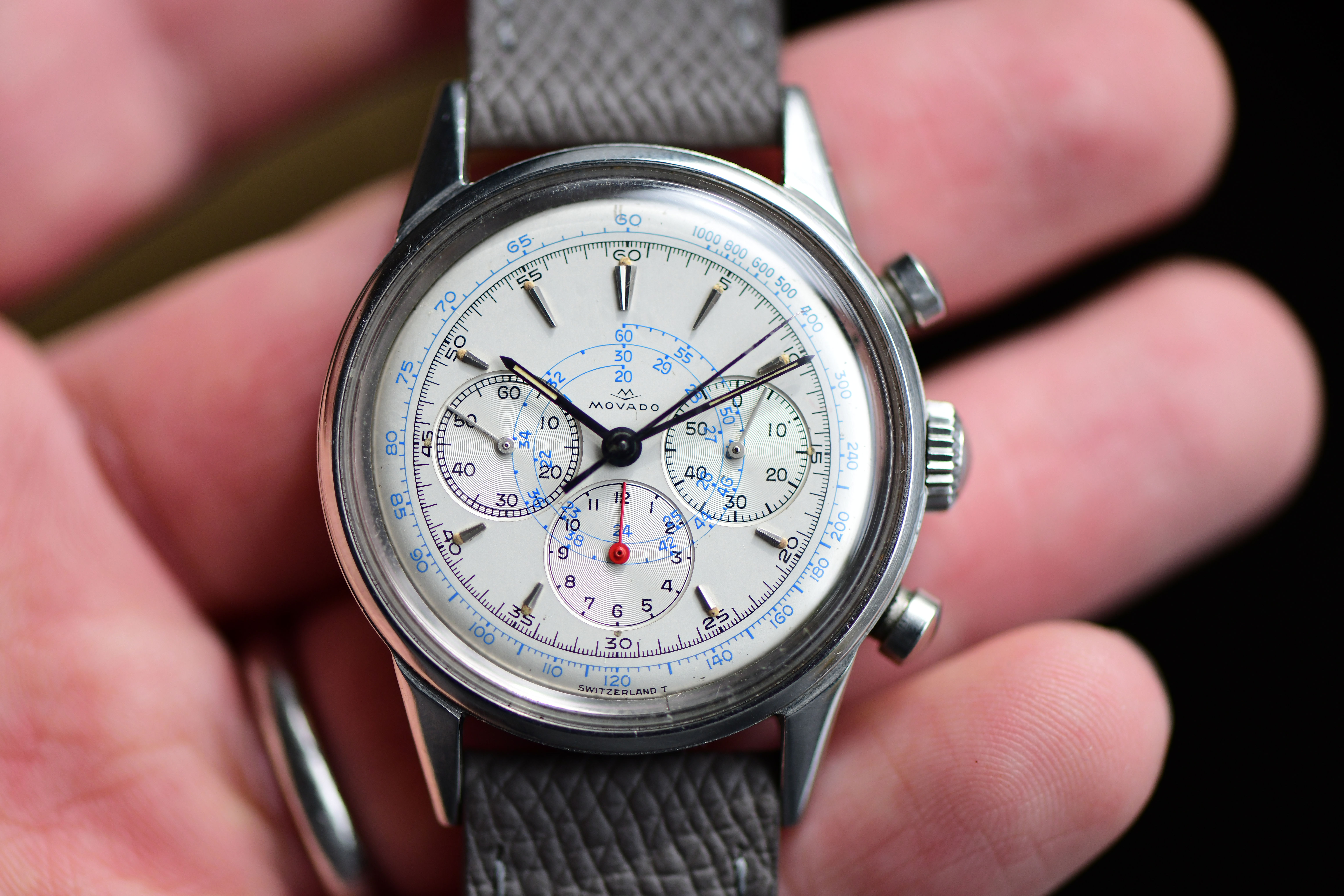 Stunning 1960s Movado m95 Snail Tachymetre Dial