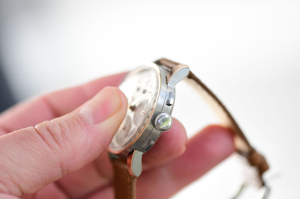Thumbnail: 1950s Record Genève Chronograph V72c