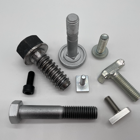 Qu'est-ce qu'une vis sur mesure, une vis sur plan, une vis spéciale ou une vis hors standard ? 