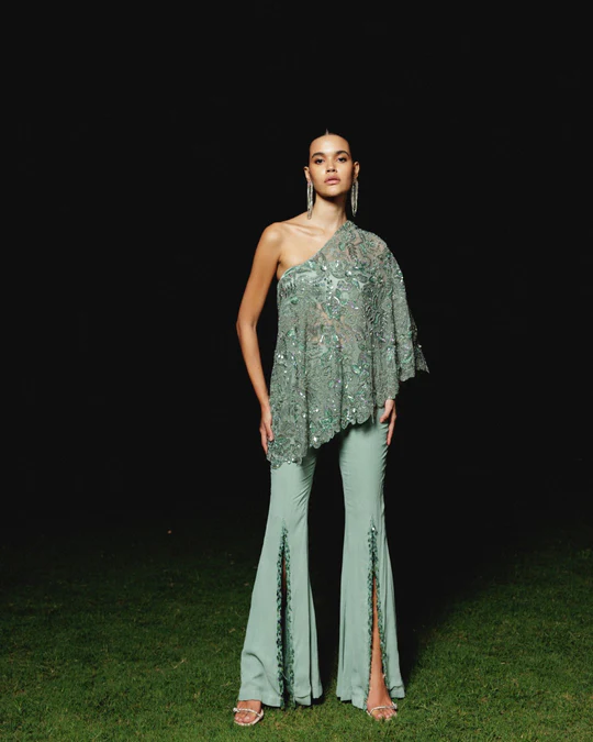 Amaare meadow off shoulder cape