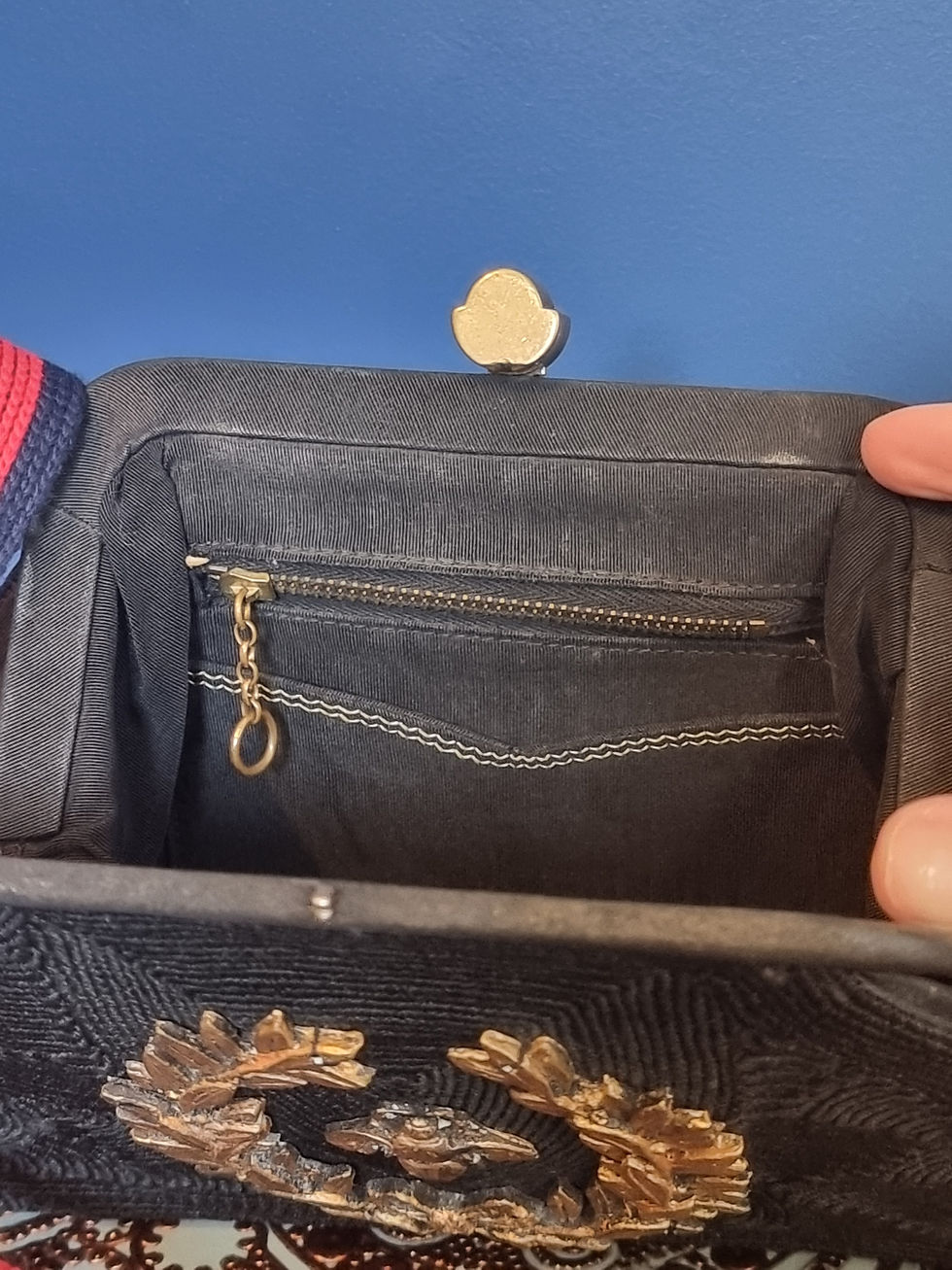 Thumbnail: 1940's Corde bee bag