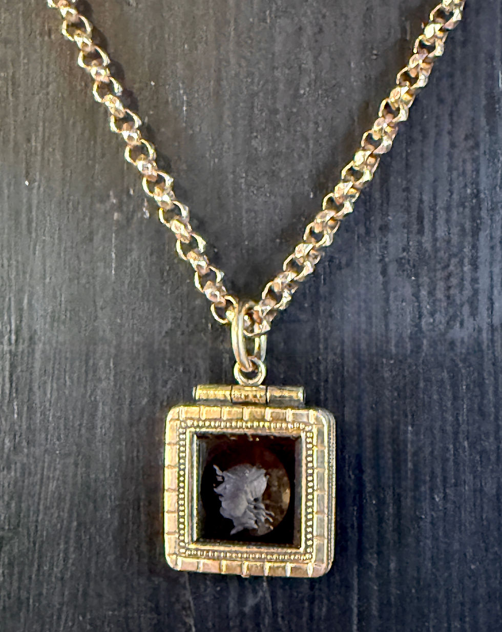 Thumbnail: Edwardian rolled gold faceted belcher chain