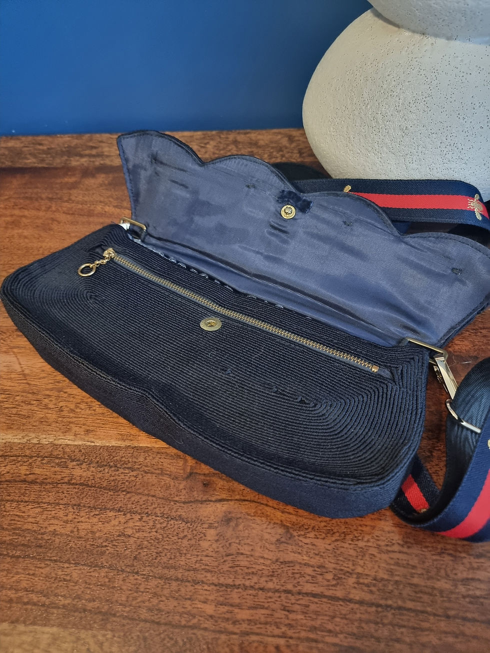 Thumbnail: Mid-century Corde bag with vintage agoya shells