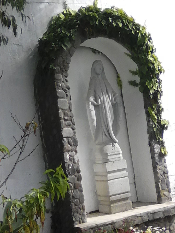Mitos y leyendas... La virgen del Colegio Letort