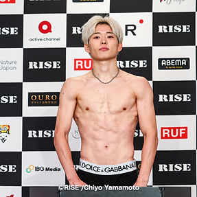 大岩選手_edited.jpg