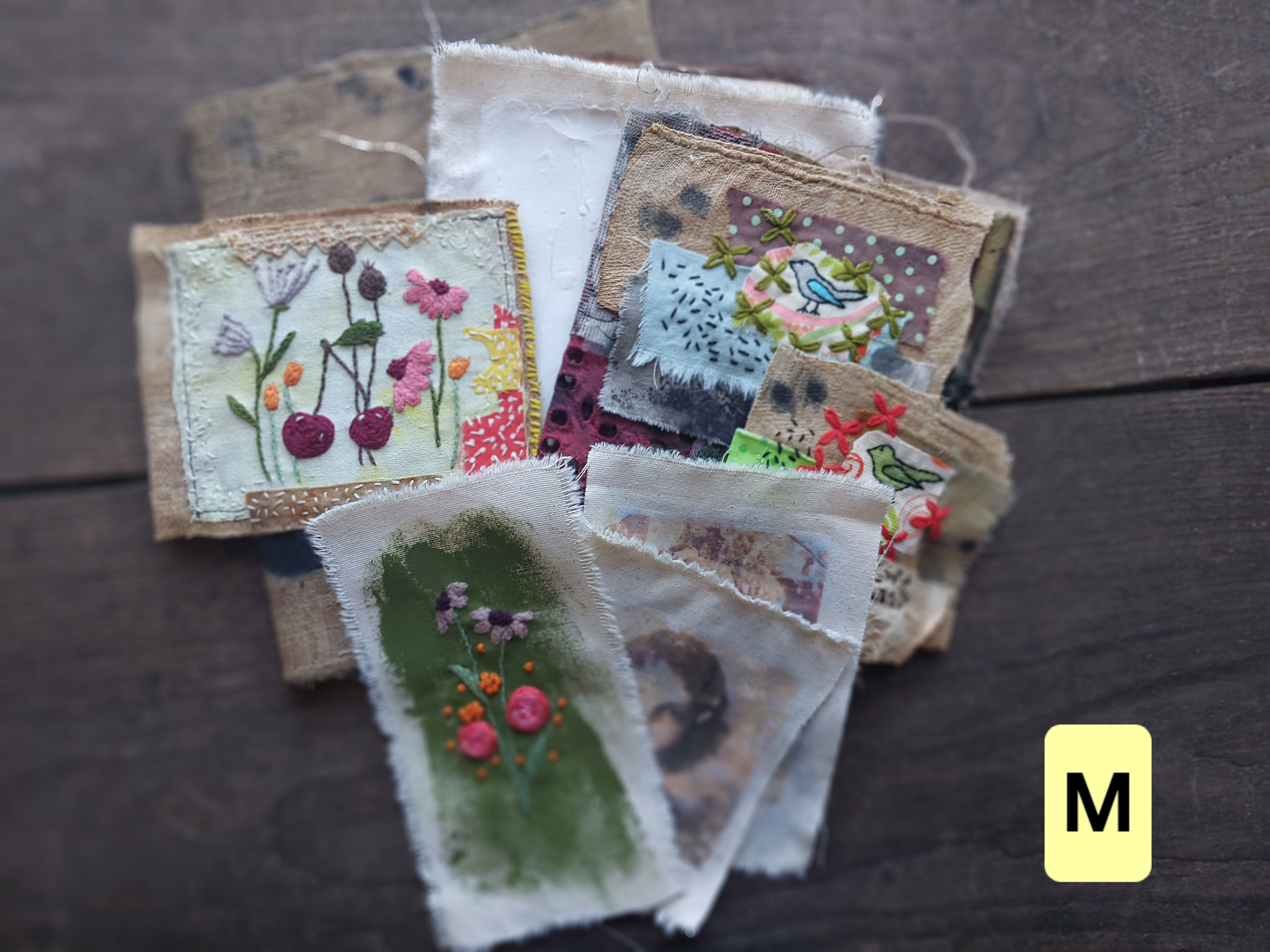 Medium size journal supply set.