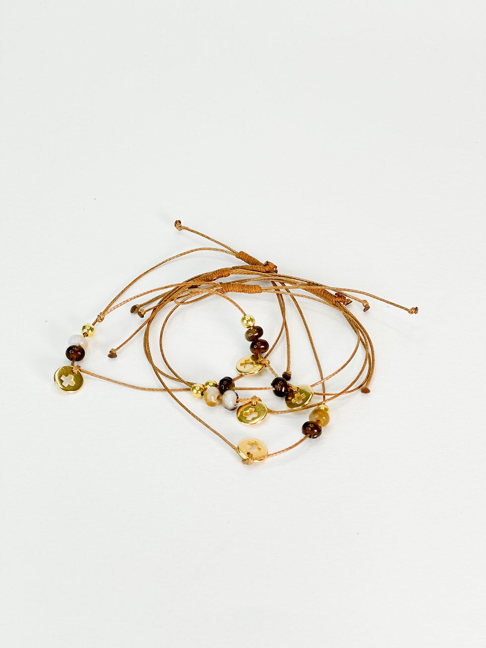 Μαρτυρικό βραχιόλι με σταυρό,καφέ κορδόνι και χάντρες σε καφετί CelfieandCo-T33