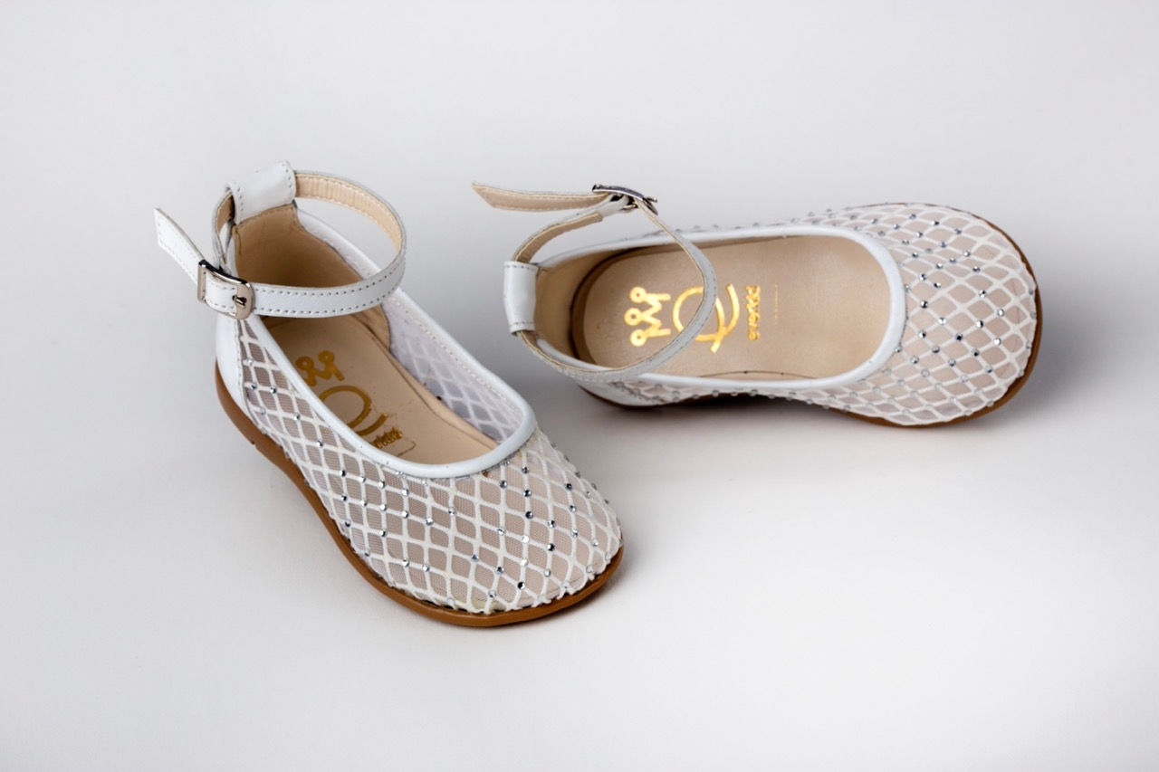 Μπαλαρίνα περπατήματος από λευκό δέρμα και διαφάνεια με στρας