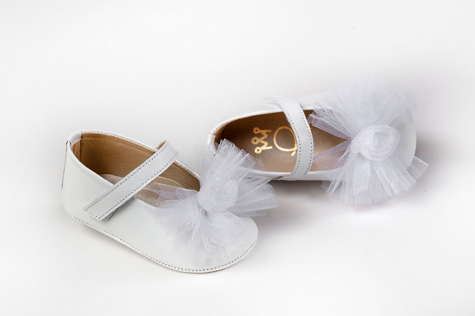 Μπαλαρίνα αγκαλιάς από λευκό δέρμα-Κ311A