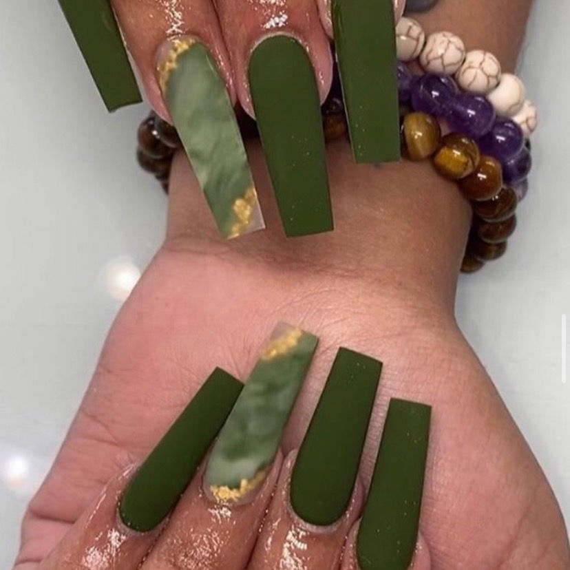 30 Beautiful Acrylic Nail Designs for 2021