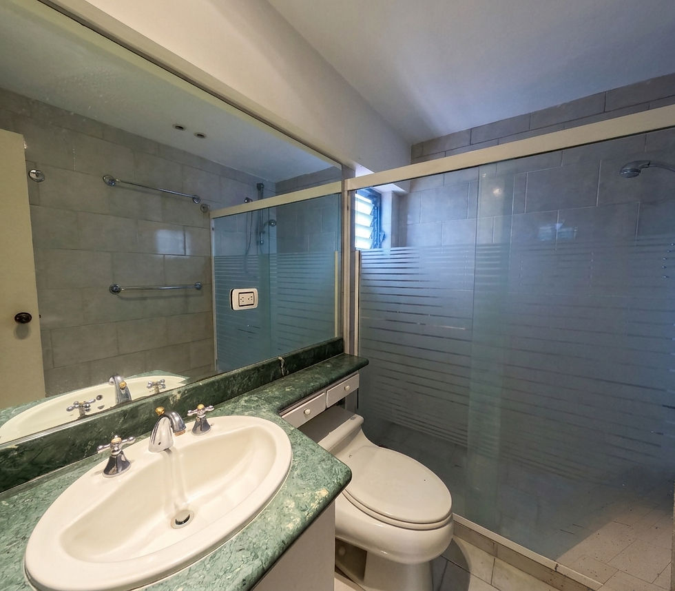 Miniatura: Apartamento exclusivo en venta en Valle Arriba en Caracas de 146 mt2