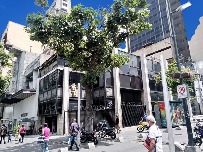 Miniatura: Oficina en venta en Sabana Grande Caracas