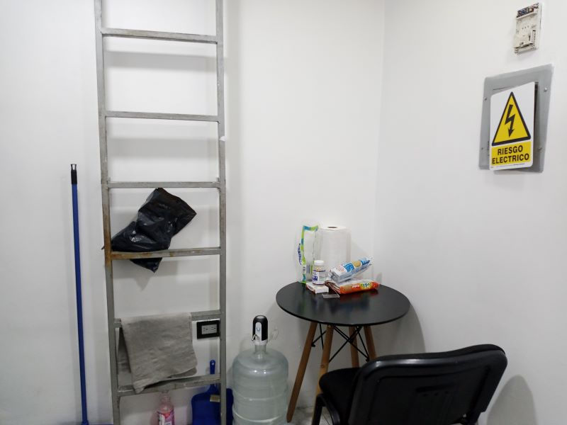 Miniatura: Vista de escalera para depósito de local en venta de City Market en Caracas