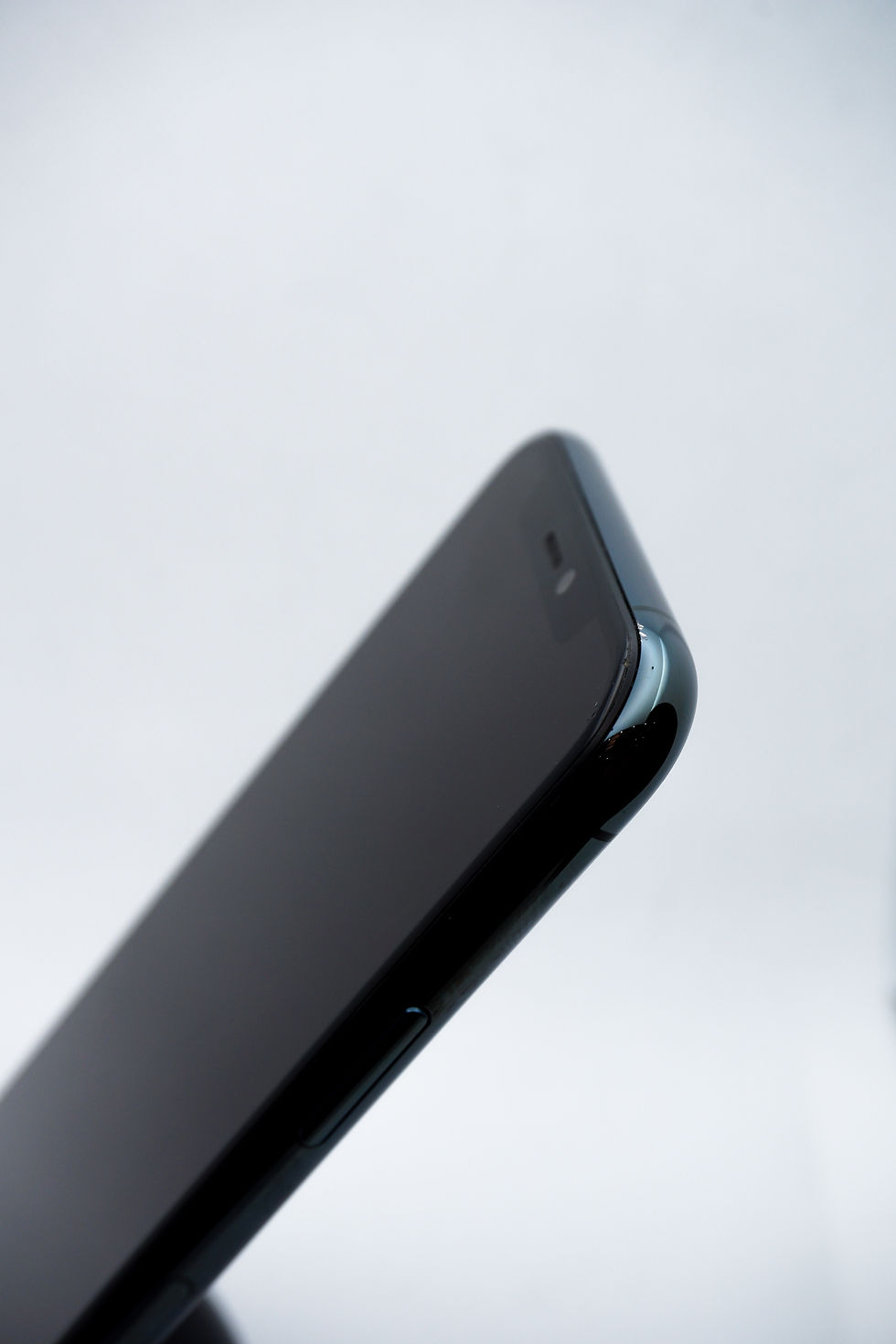 Thumbnail: Apple iPhone 11 Pro 64GB - Midnight Green
