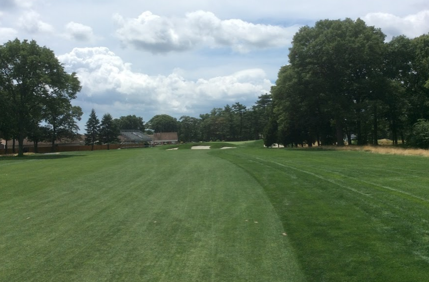 Approach to thirteen green