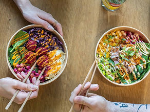 Mietvertrag unterschrieben: Fat Monk - Deli Bowls kommt in die Regensburg Arcaden