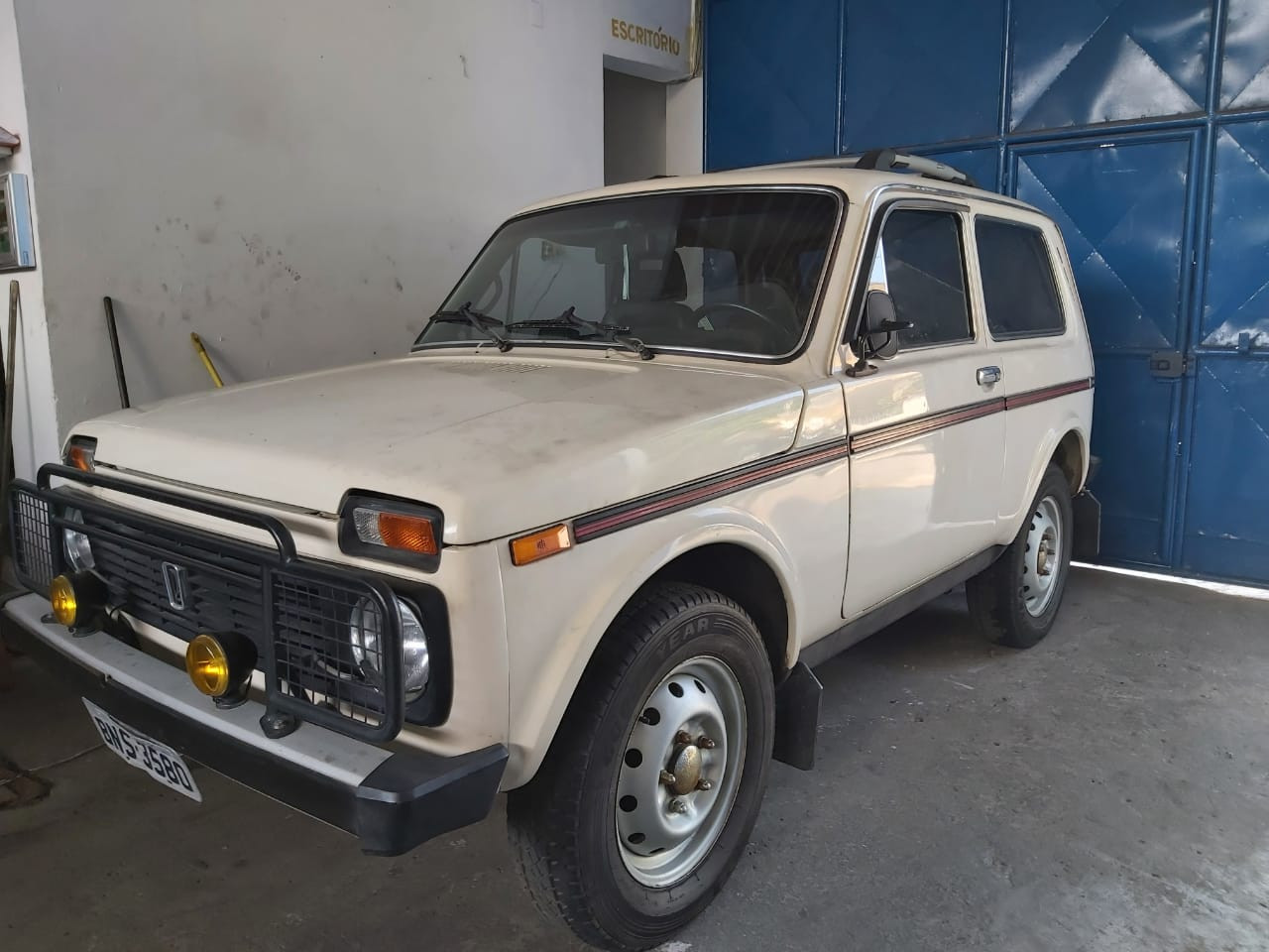 LADA 1993