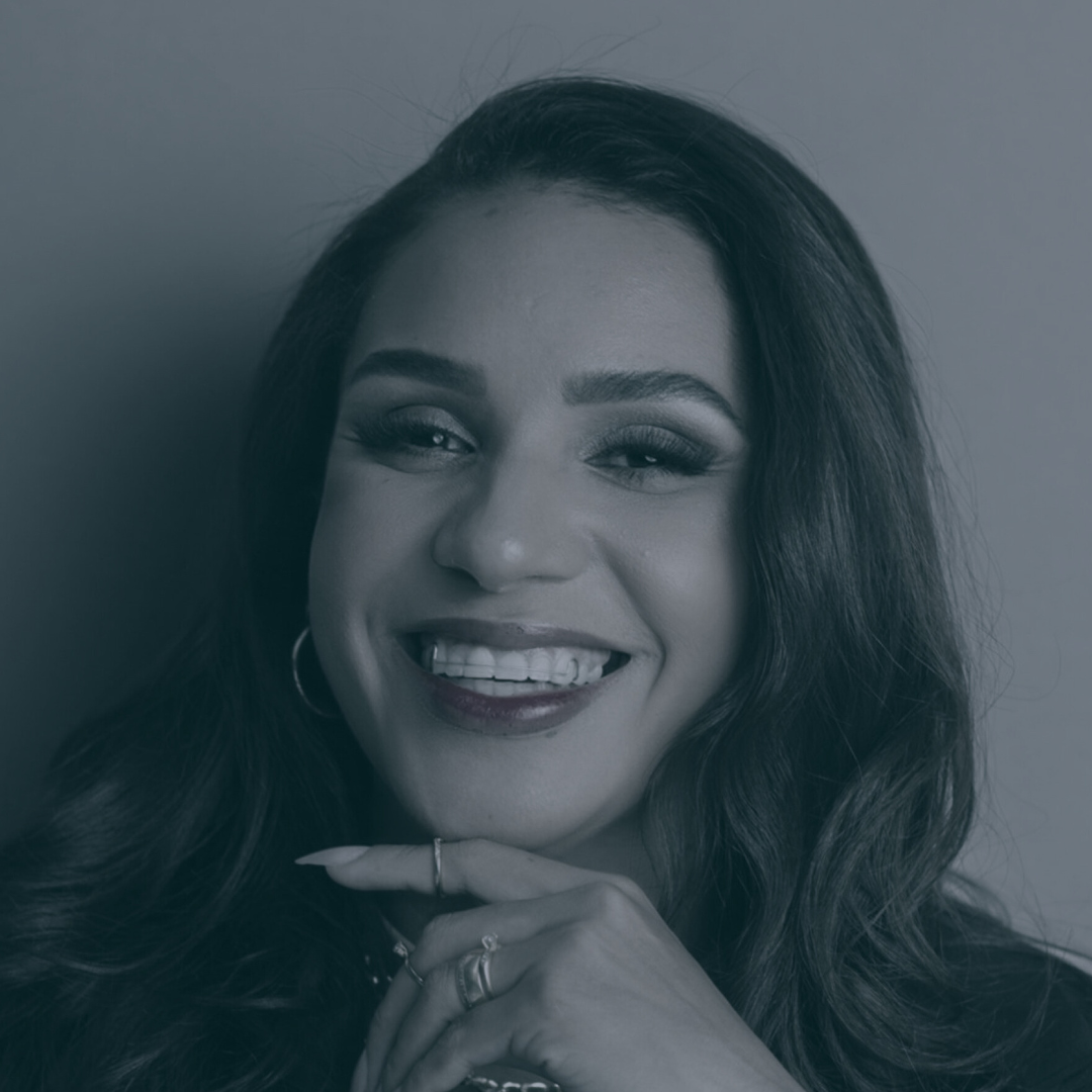 Foto em colorida de Carla Moreira, participante dos depoimentos EuAlan.