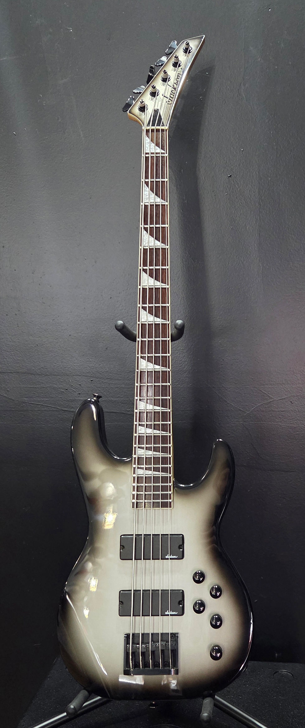 Thumbnail: Jackson: "Concert V" 5 String Active Bass, Silver Burst