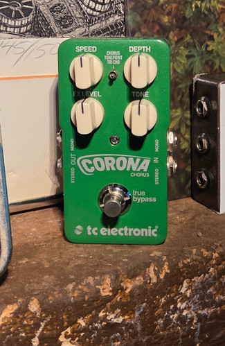 tc electronic: Corona, Chorus | Ravenhouse Guitar tc electronic: Corona, Chorus | Ravenhouse Guitar