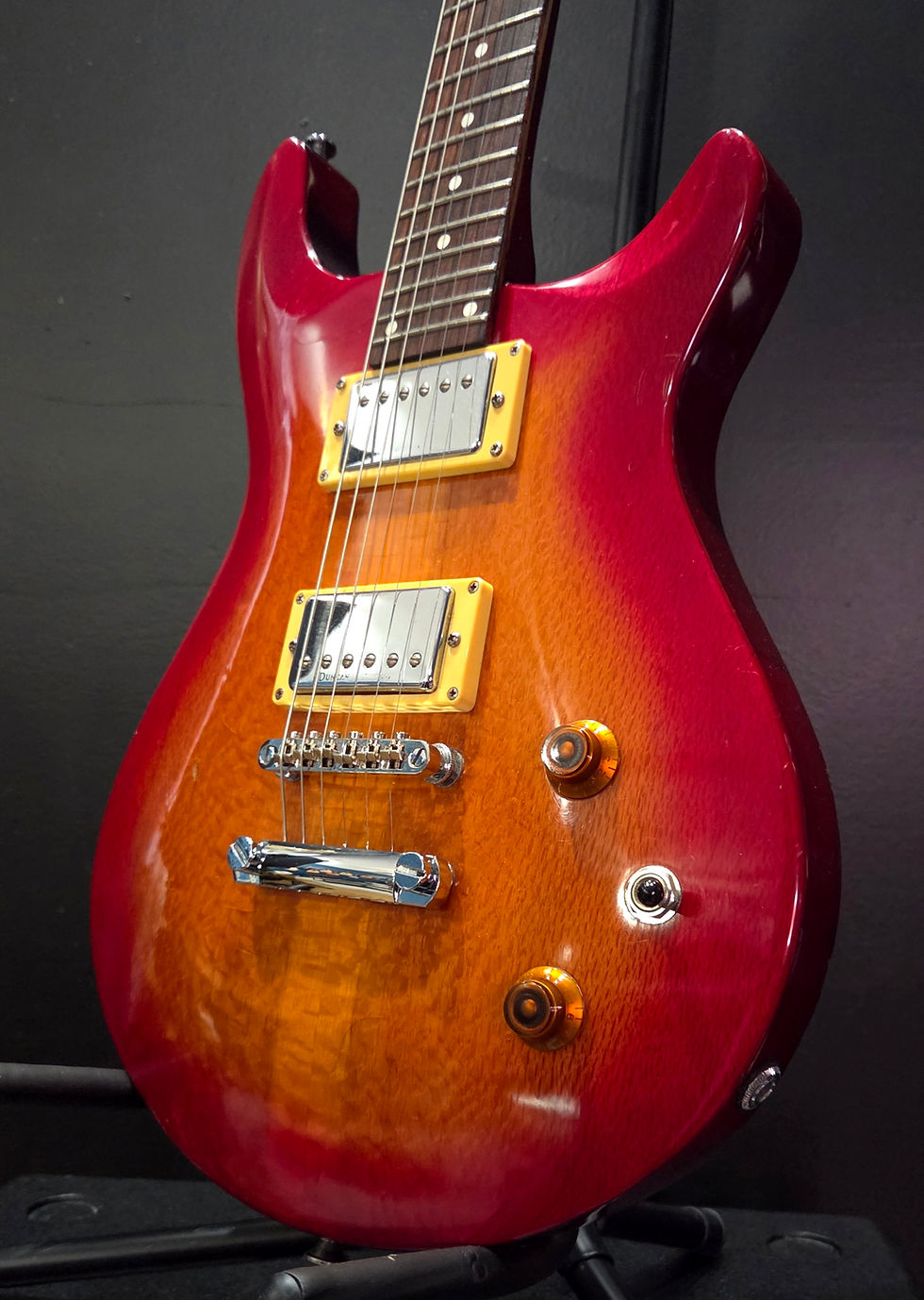 Thumbnail: Hamer: Stellar Double Cut, Silky Oak Cherry-burst