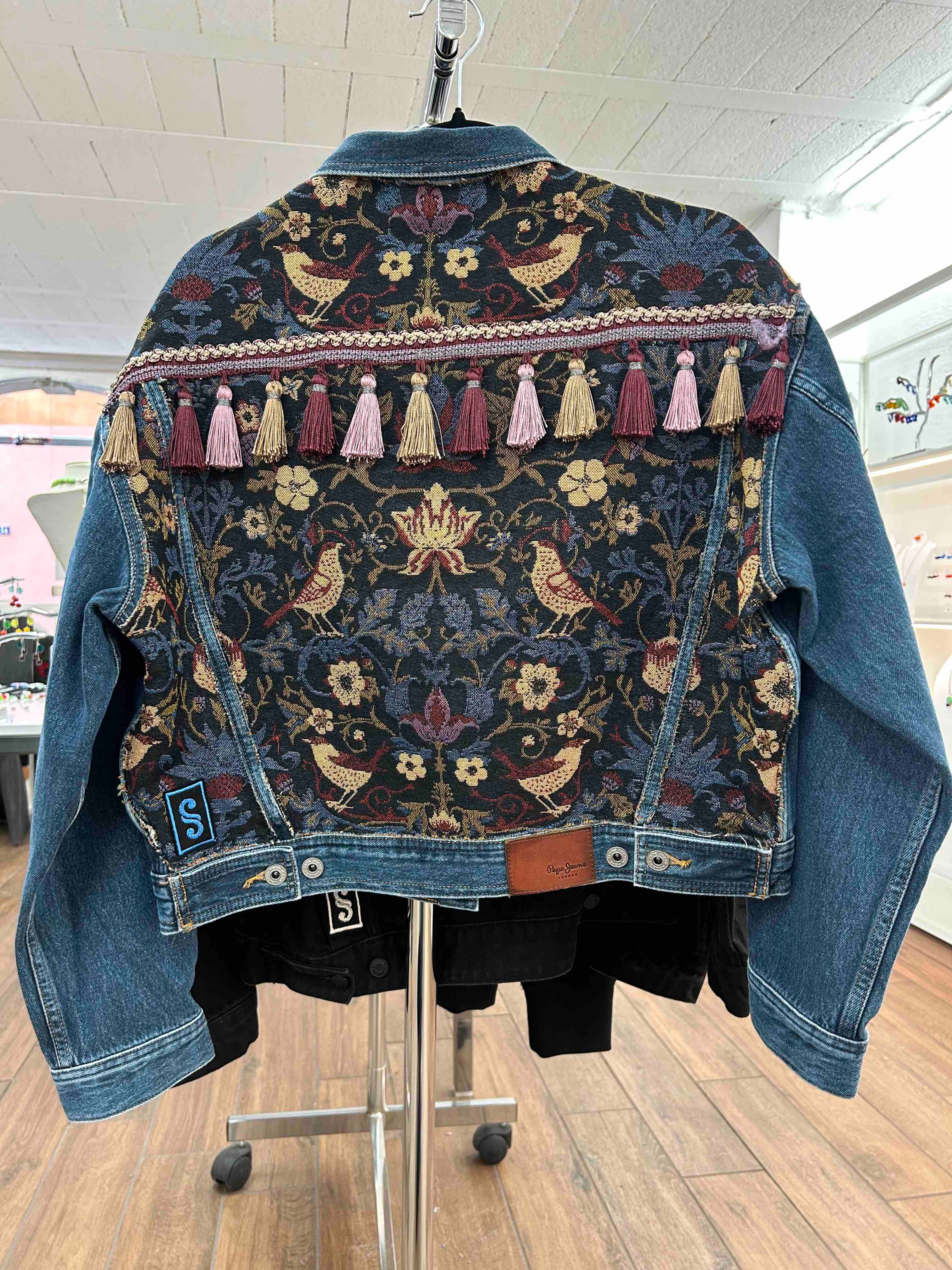 Veste Denim Tissu Oiseaux et Pompoms