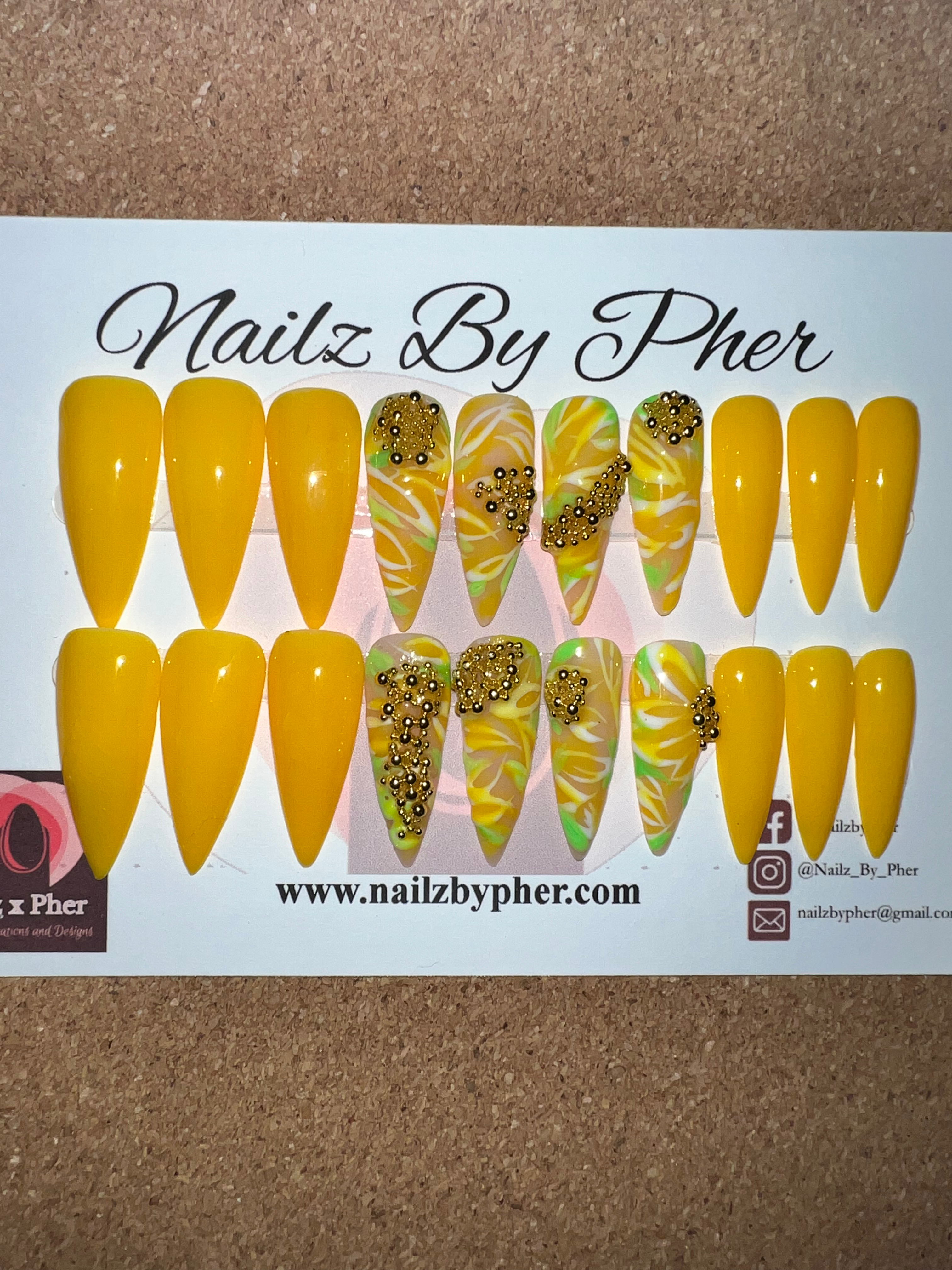 Golden Petal | Freestyle Collection