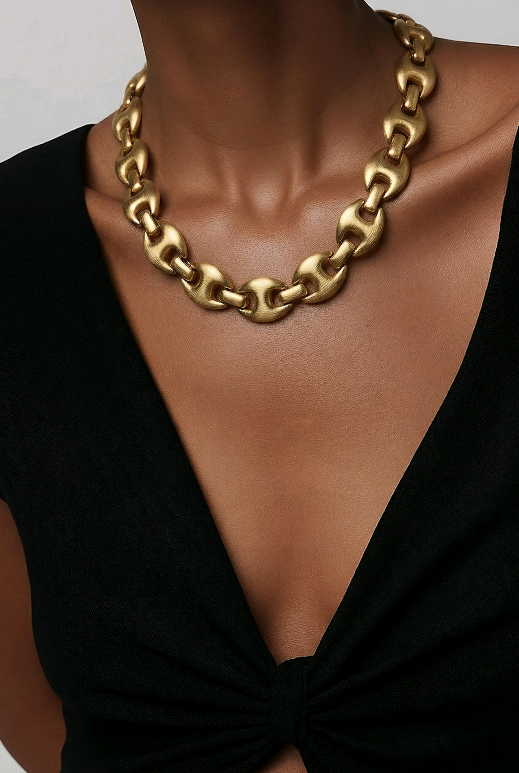 Vintage MONET Gold Tone Links Necklace