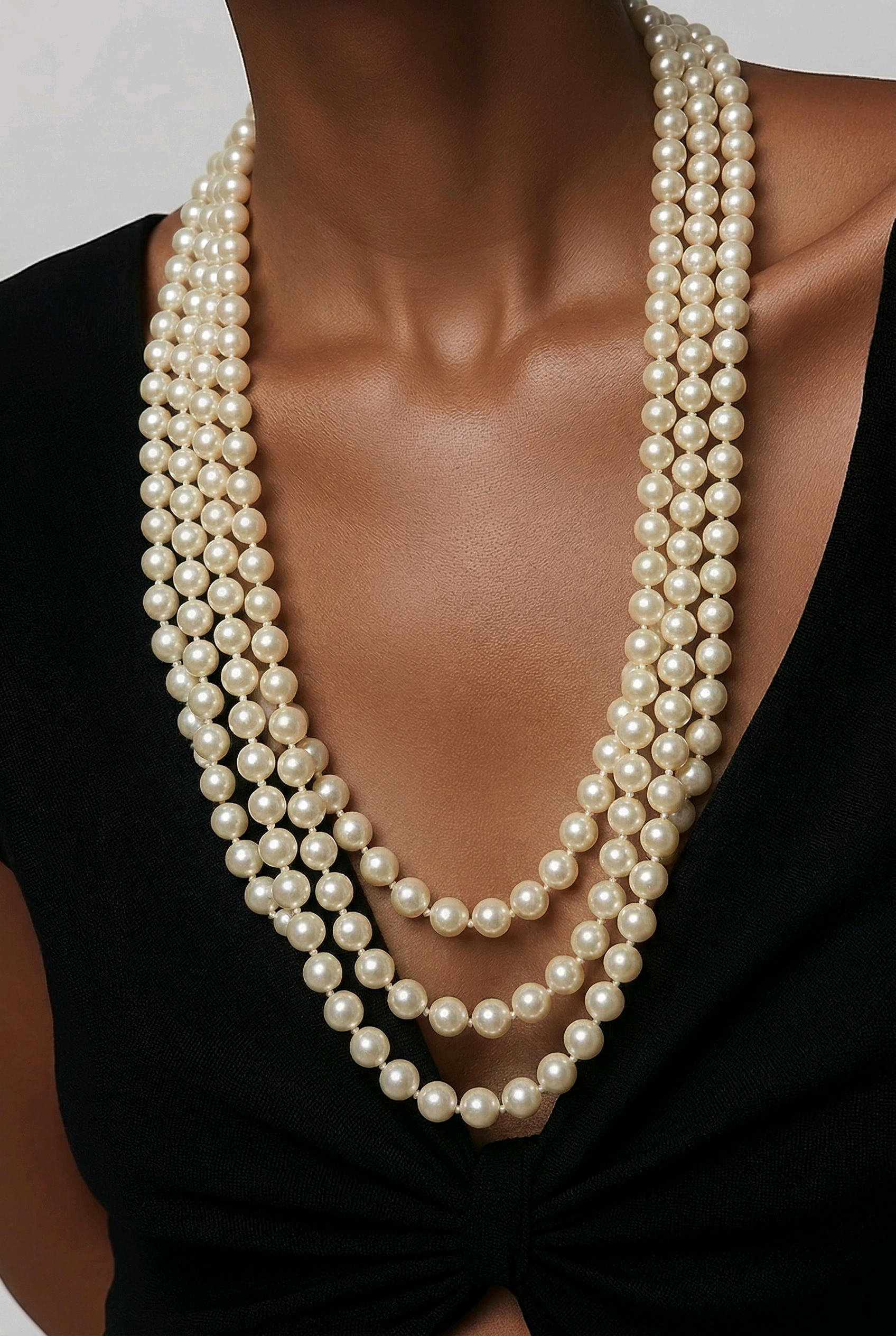 Vintage single strand faux pearl necklace
