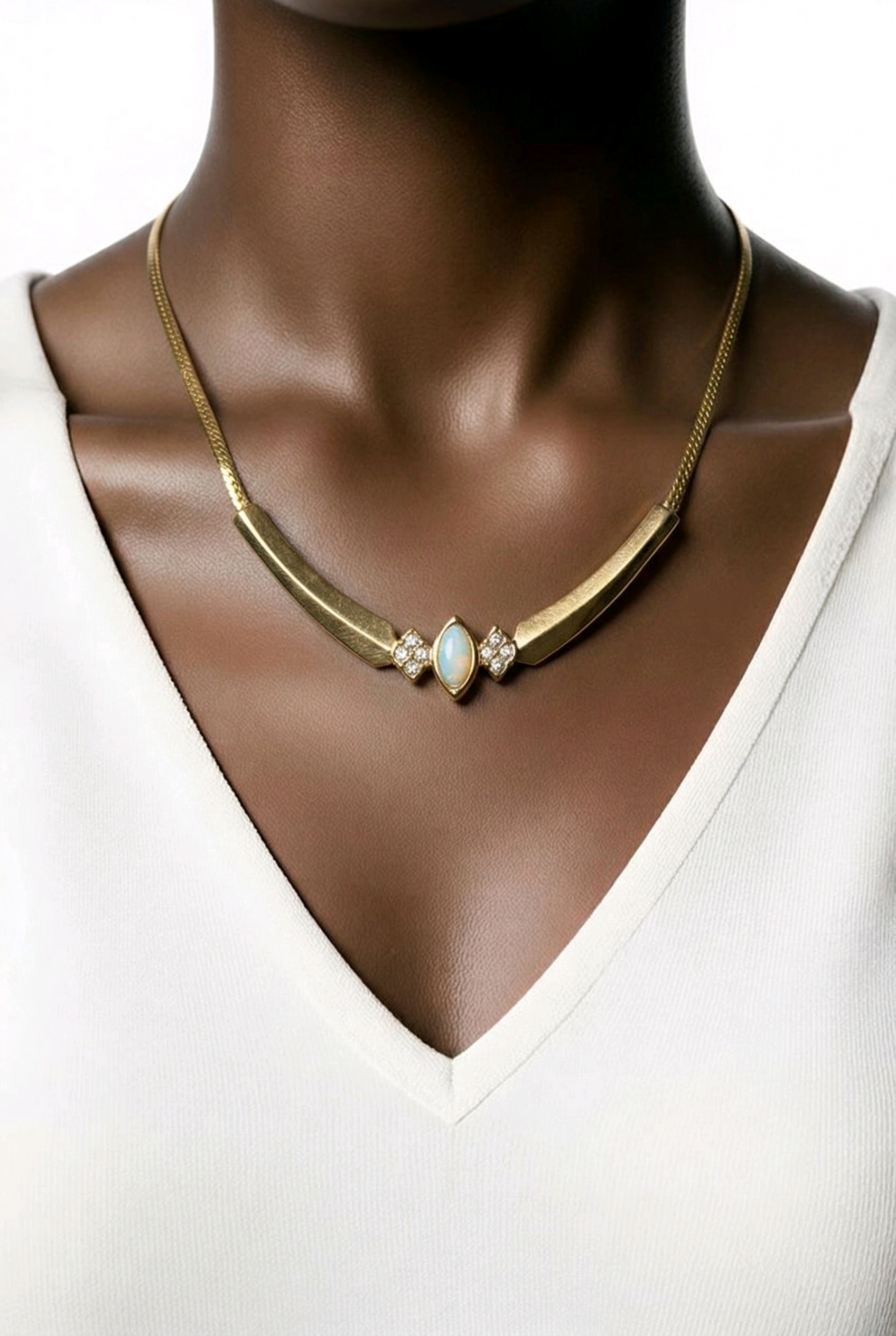 Vintage Avon Opalesque Splendor Necklace