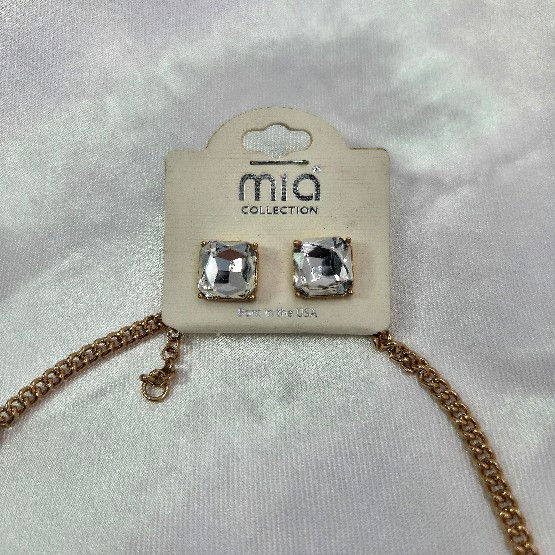 Thumbnail: Nos Mia Rhinestone Necklace and Earrings set
