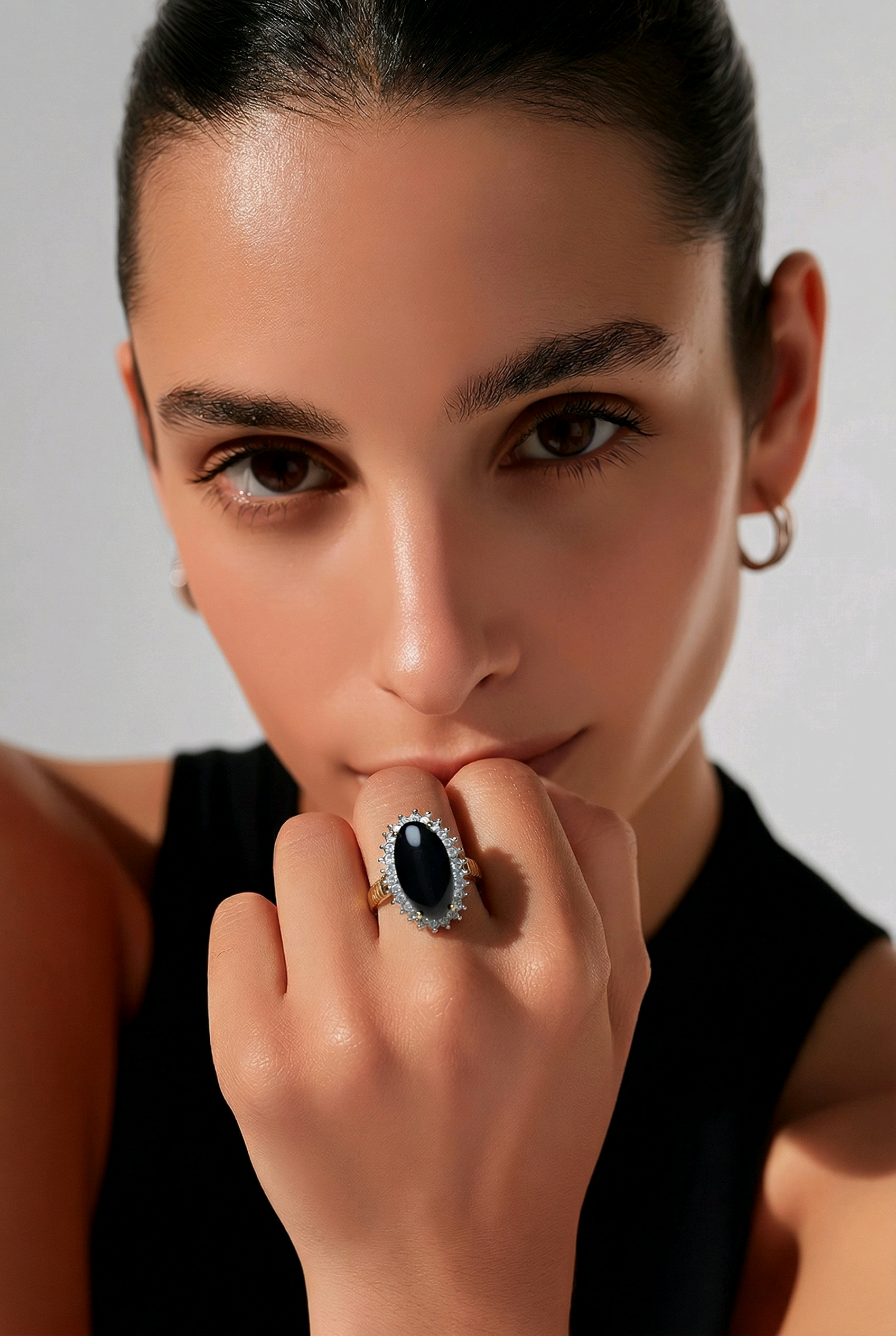 14kt GP Onyx ring Rhinestone size 7