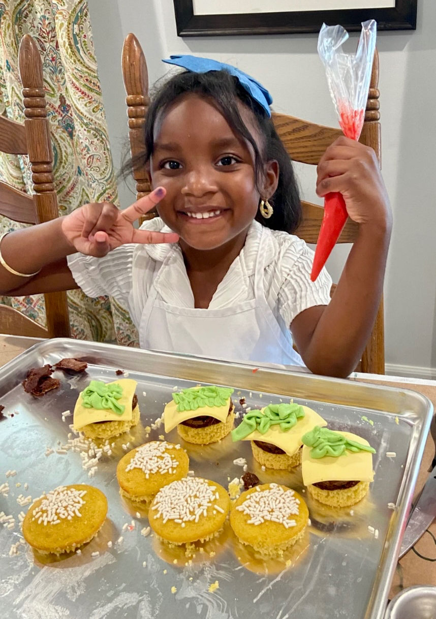 cheeseburger cupcakes class_edited