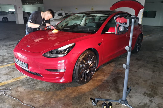 Tesla Model 3 polished by MintGroom for the Singapore launch