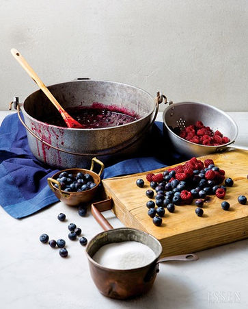 Essen Magazine – Seasonal Recipe Styling