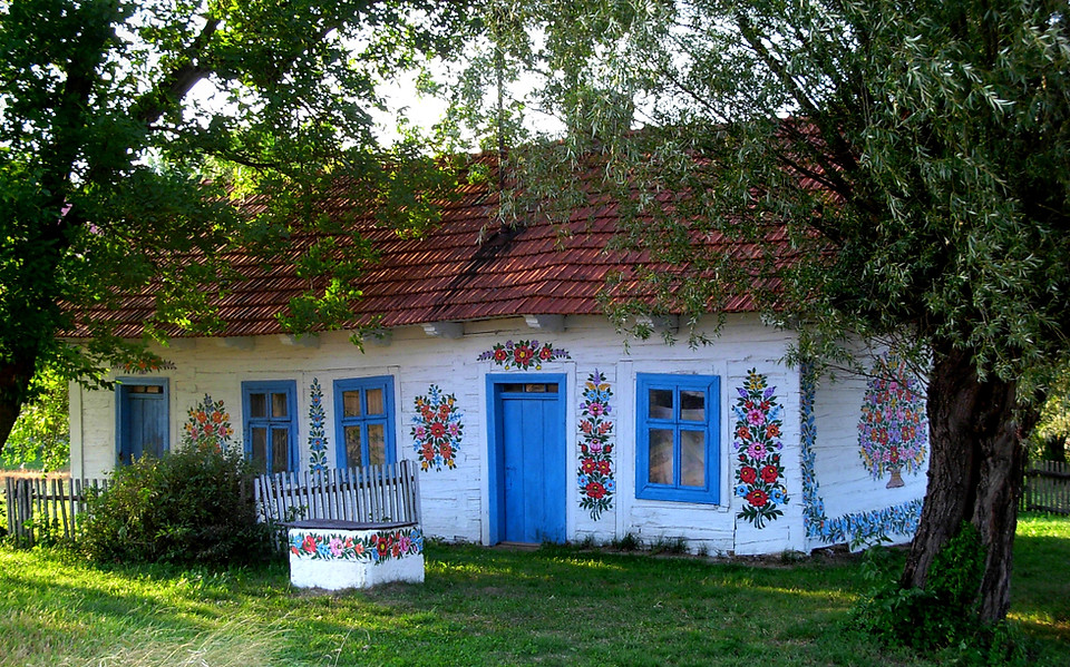 Zalipie - painted village