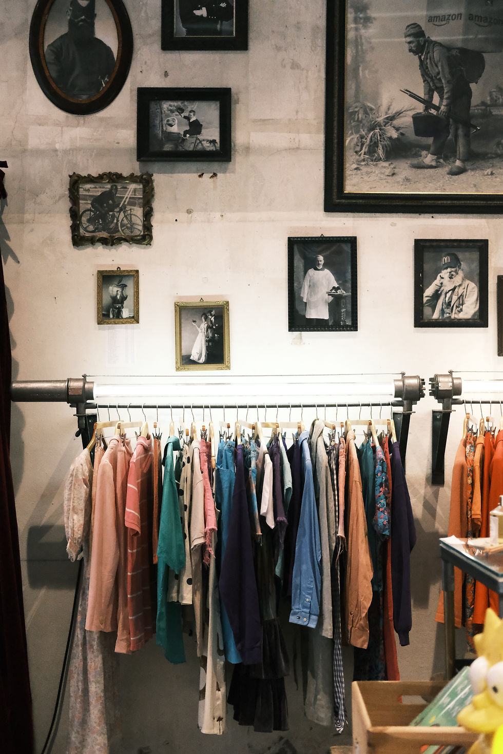 Top 7 Vintage Shopping Spots in Milan Italy