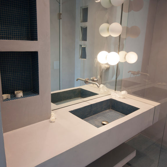 Microcement Worcester | Silver grey |Bathroom walls 