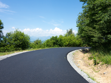 Long-Term Maintenance: Keep Your Asphalt Driveway New Brunswick in Top Shape