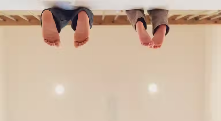 子ども達の素足でも気持ちいい無垢の床材
