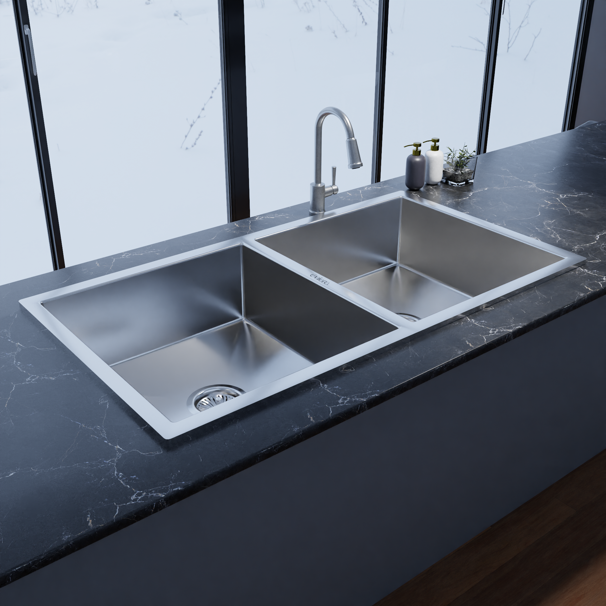 Argento Mini: 32" × 18" × 9"