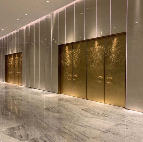 WALL HK 20. L'hotel.jpg