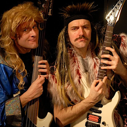 DIETRO IL NASO ROSSO