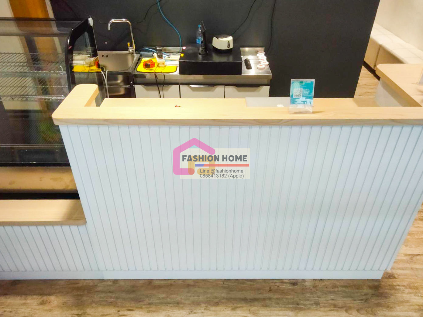 เคาน์เตอร์ระแนงสีขาว