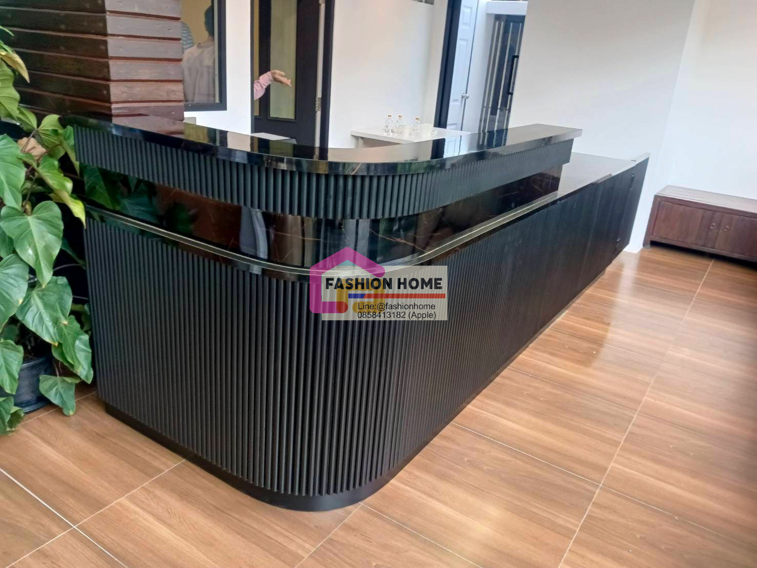 เคาน์เตอร์ลูกฟูกสีดำ