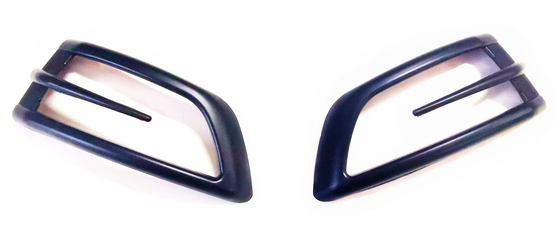 YAN SİNYAL LAMBA ÇERÇEVESİ FORD RANGER T8 2018> ROCAS