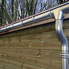 gouttiere-zinc-demi-ronde-25-4-metres.jpg