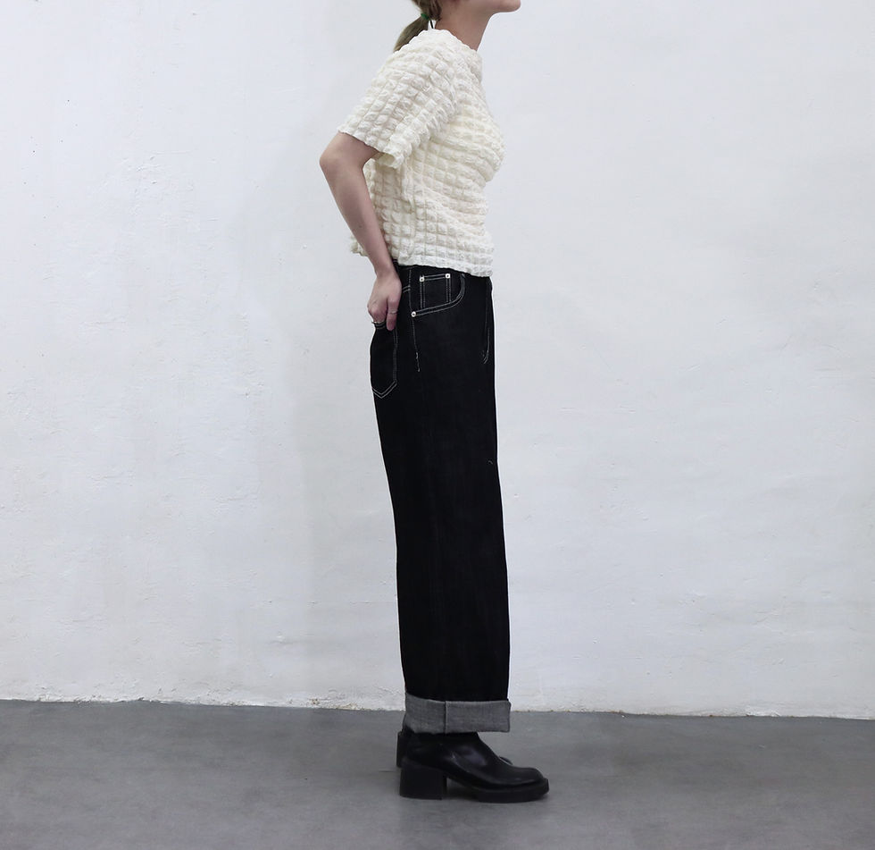 サムネイル： Black / Ivory Monaka Top